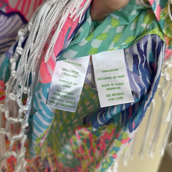 Lilly Pulitzer - Picture 3 of 3